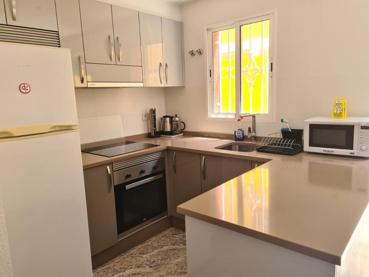 2 Bedroom Property In Closed Urbanisation Torrevieja Exteriér fotografie
