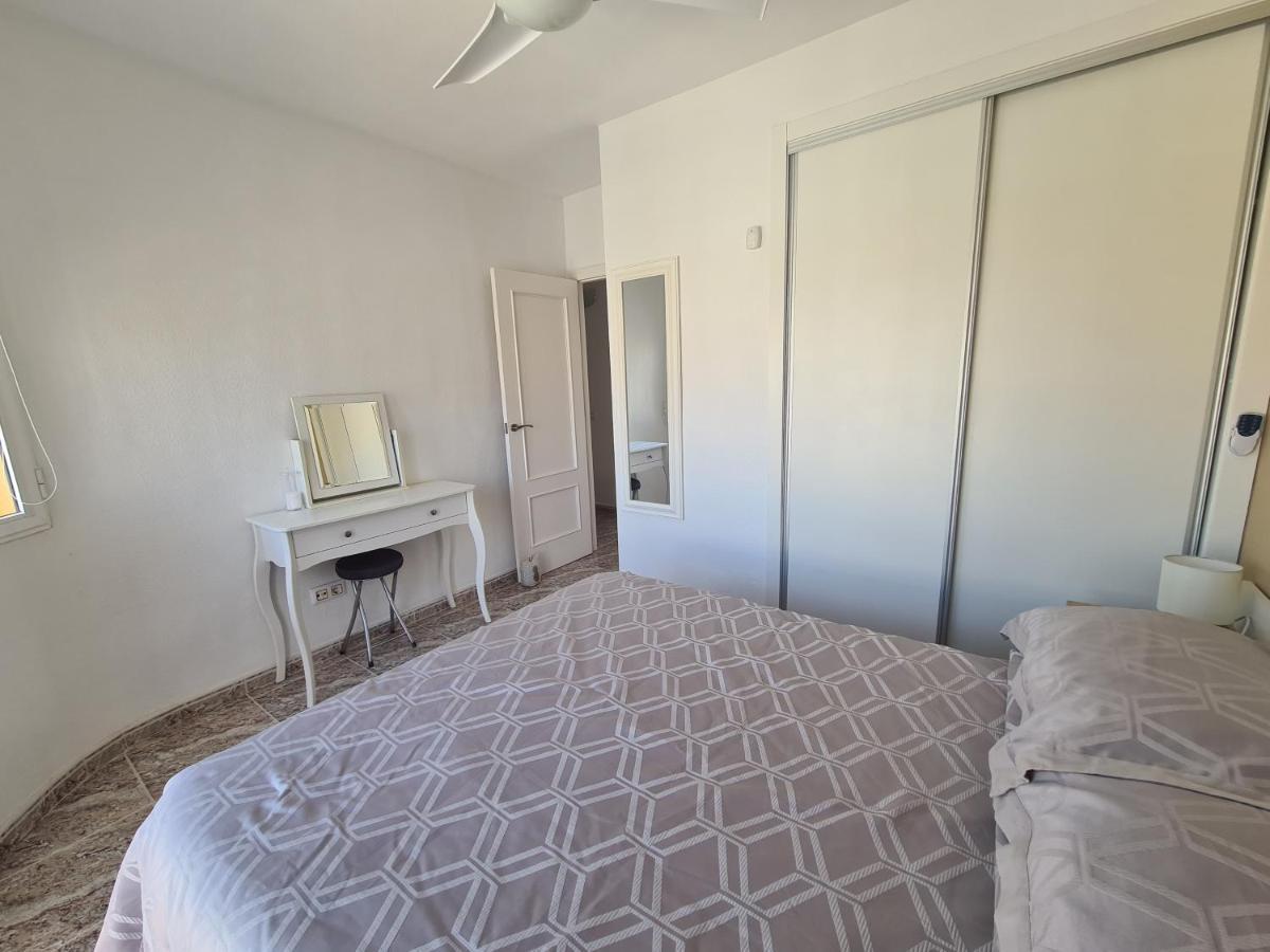 2 Bedroom Property In Closed Urbanisation Torrevieja Exteriér fotografie